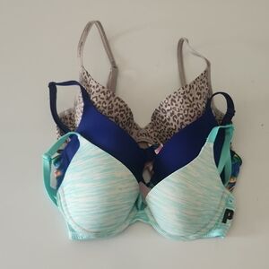 3 Bras,Pink Victorias Secret,Calvin Klein,Size 32A